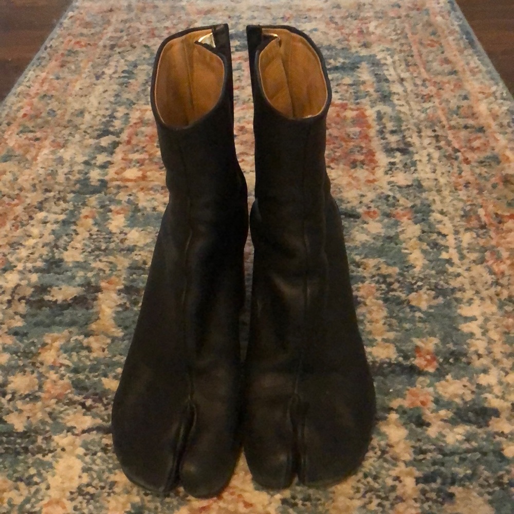 Authentic Margiela Tabis